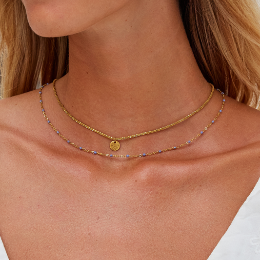 Colar de Contas e Moedas Douradas em Camadas Lia