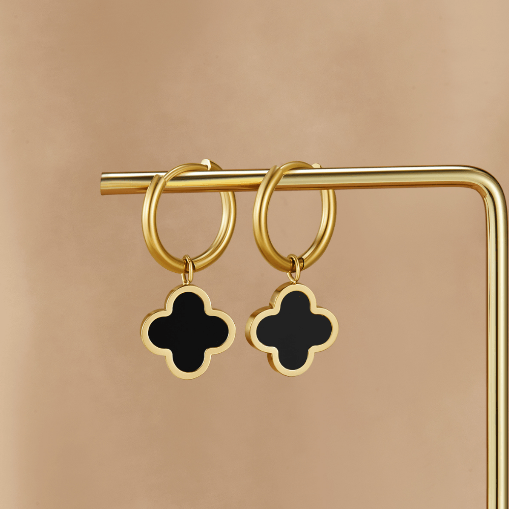 Brincos Argola Trevo Preto