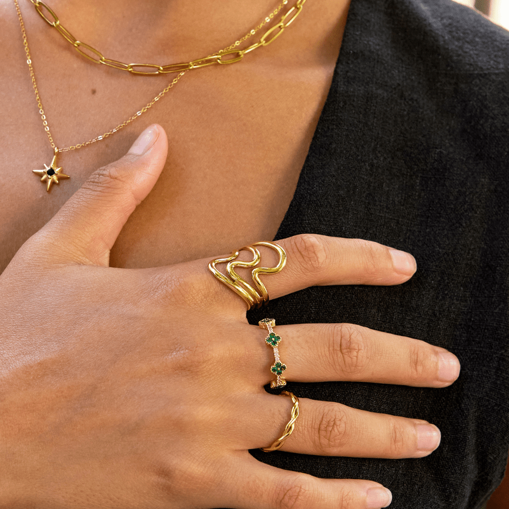 Anel Enrolado Ondas Douradas