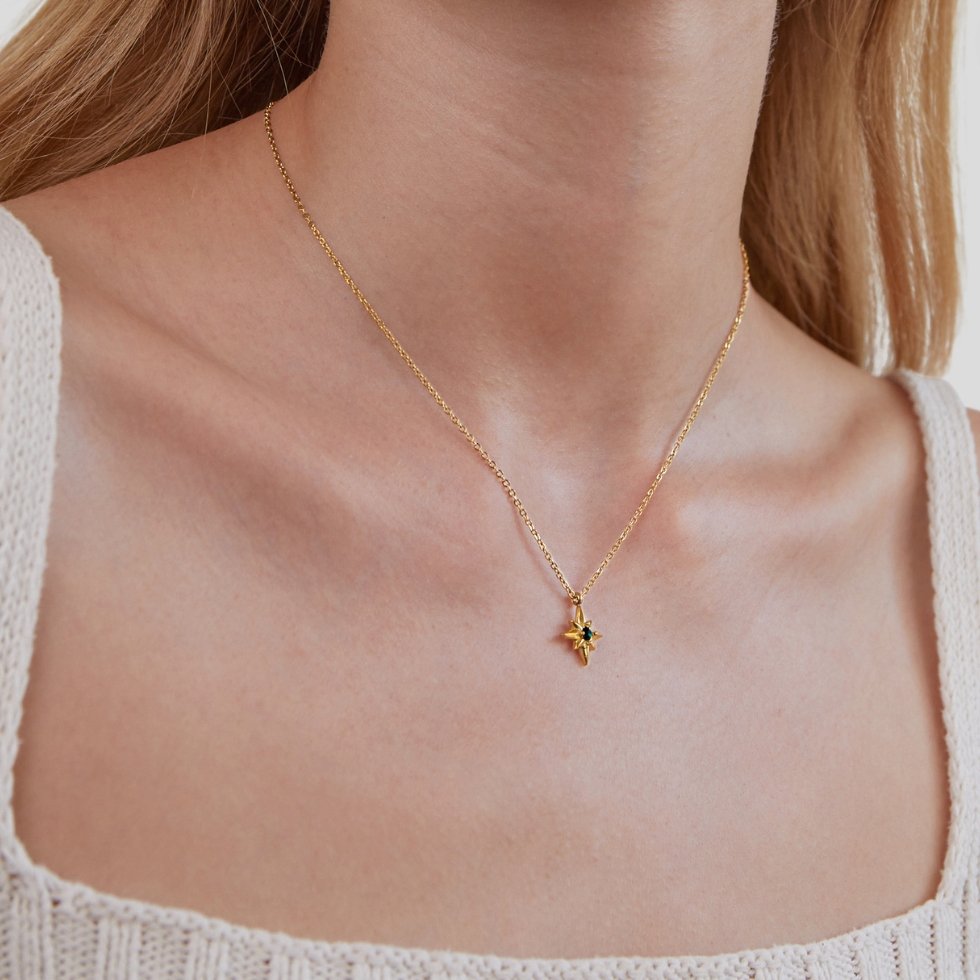 Colar Guiding Star de Cristal Esmeralda