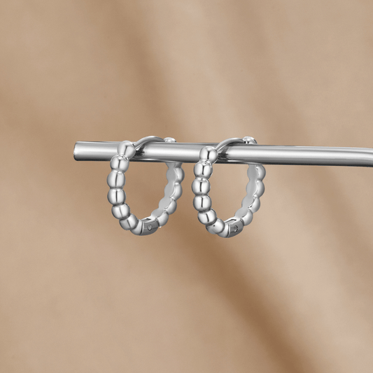 Brincos Argola Leona de Contas Prata