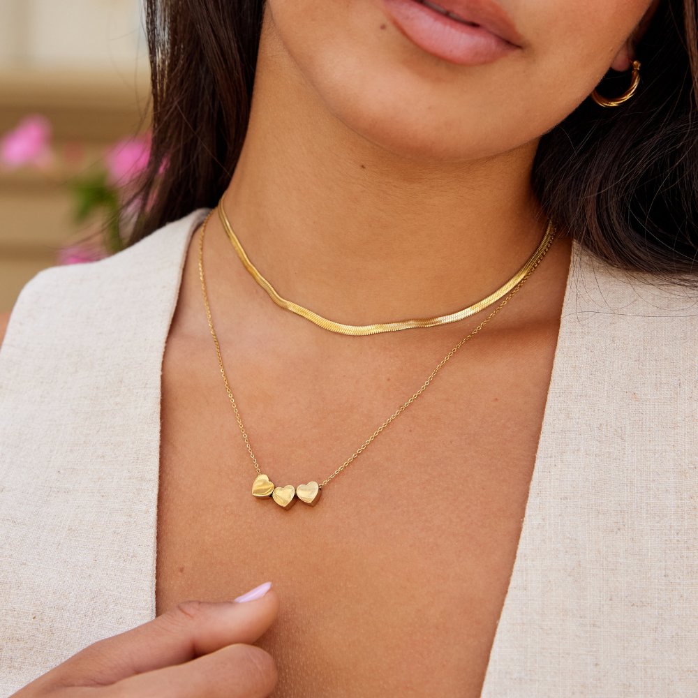 Colar Pingente Trio de Corações